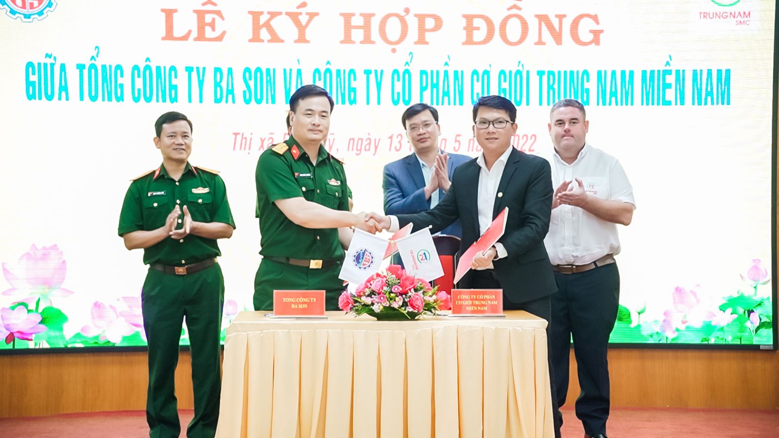 THE CONTRACT SIGNING BETWEEN BA SON CORPORATION AND TRUNGNAM SMC