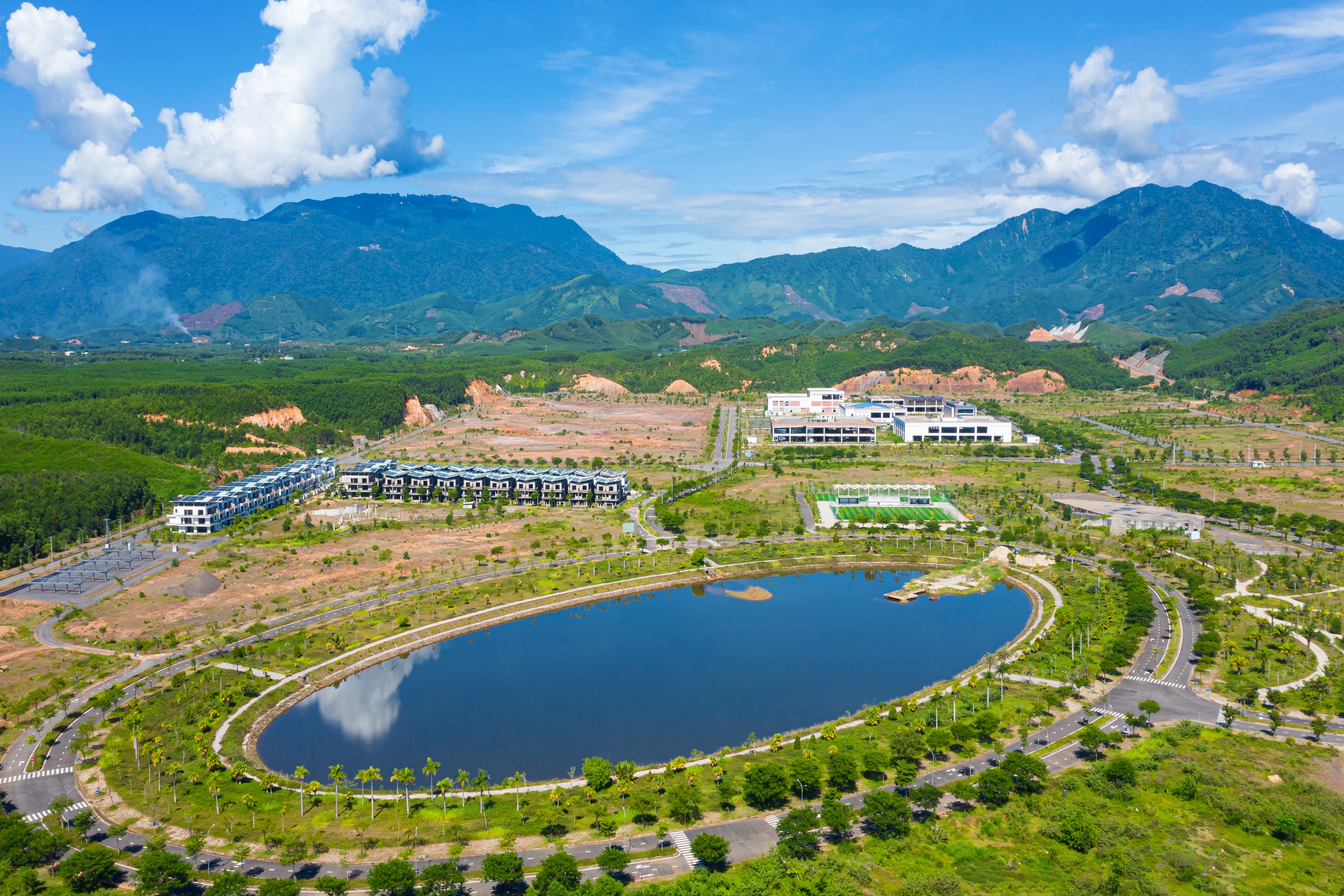 KHU CÔNG NGHỆ THÔNG TIN TẬP TRUNG ĐÀ NẴNG